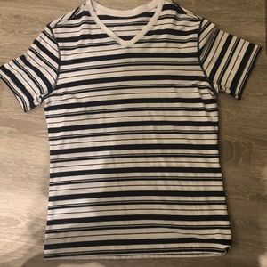 Lululemon Basic V Shirt M